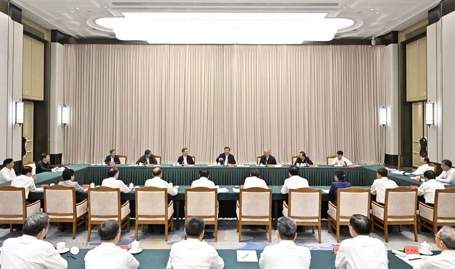 【前沿】儲能|習(xí)近平：加快發(fā)展風(fēng)電、光電等清潔能源，建設(shè)風(fēng)光火核儲一體化能源基地